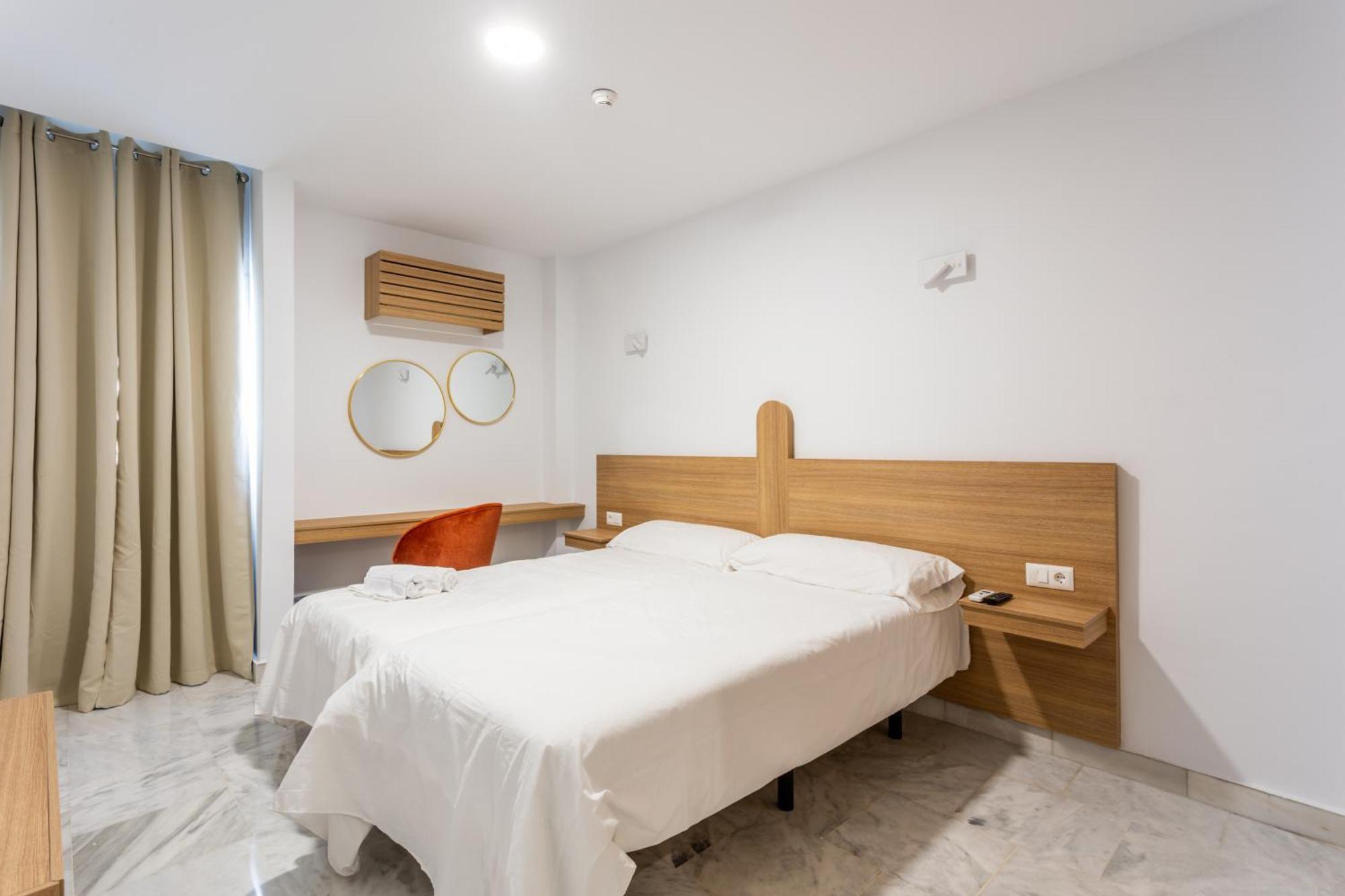 Hotel El Tujjar Los Barrios Zewnętrze zdjęcie
