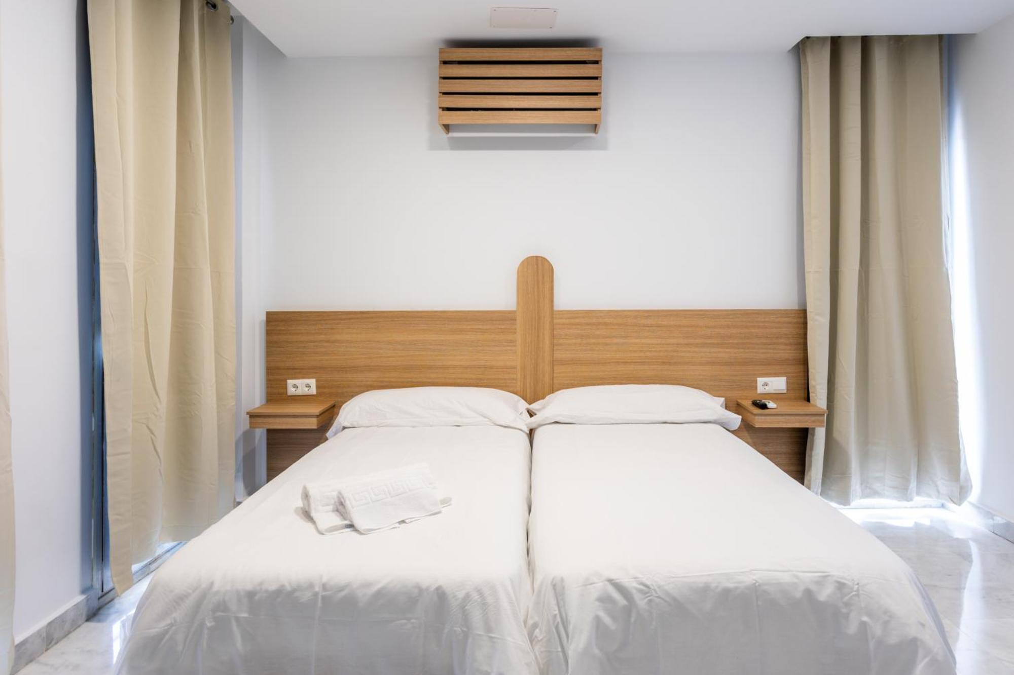 Hotel El Tujjar Los Barrios Zewnętrze zdjęcie